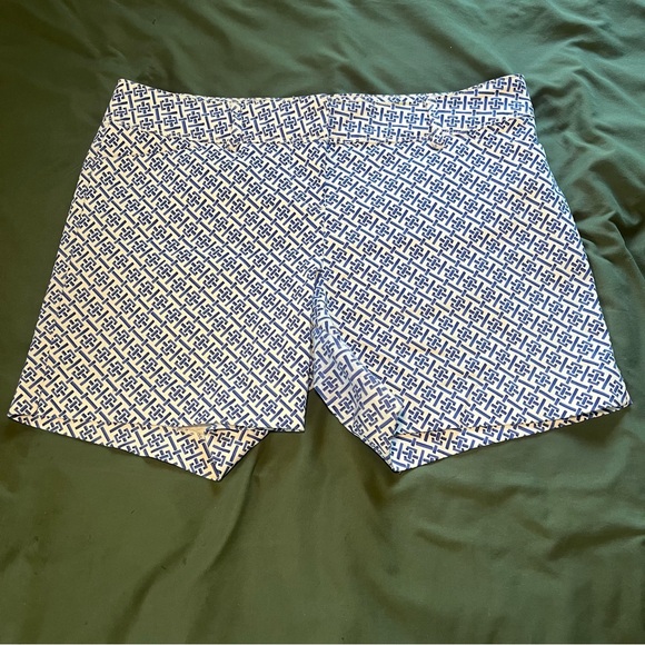The Limited Pants - The Limited Royal Tiles Blue White Women's 10 Chino Cotton Shorts Summer Cottage